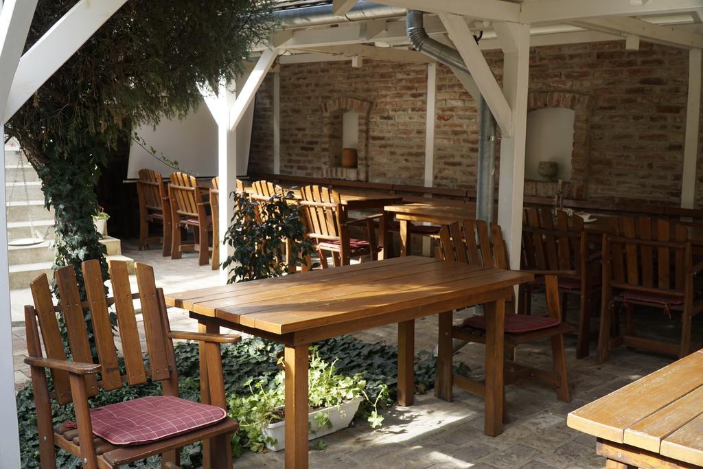 فندق Peterfia Panzio ديبريتْسين المظهر الخارجي الصورة